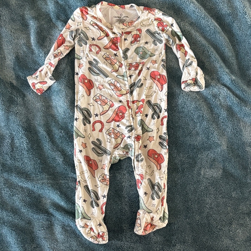 Caden Lane Western Print Bamboo Footie